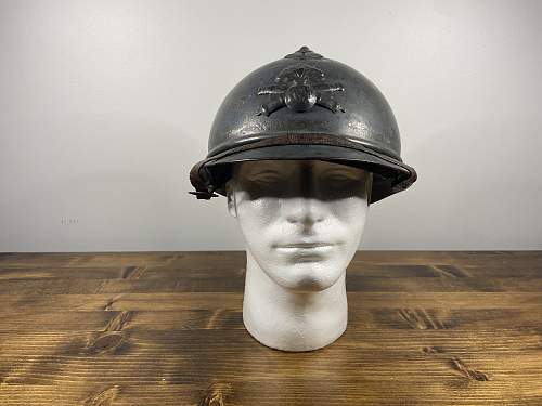 Guide for French Helmets 1914-1945