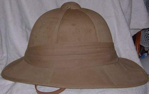 Wolseley pattern pith helmet