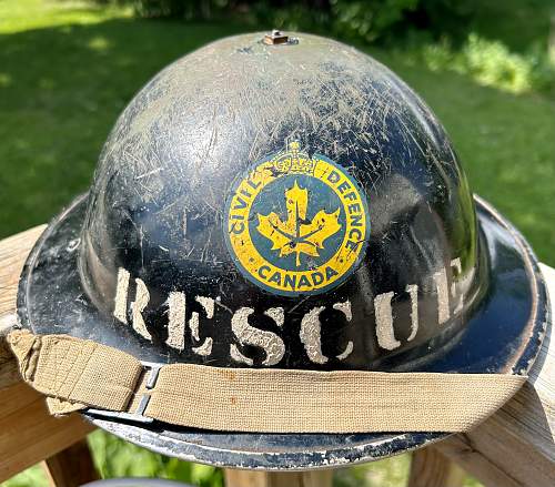 Canadian Mk.II helmet with no maker’s stamp?