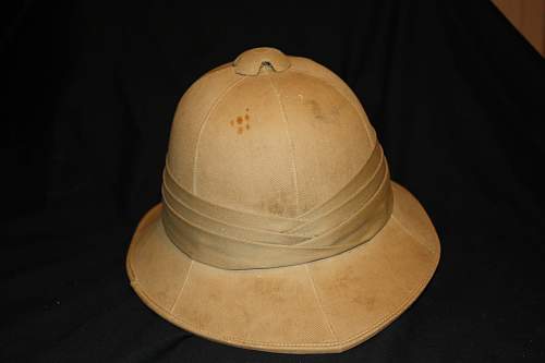 Wolseley pattern pith helmet