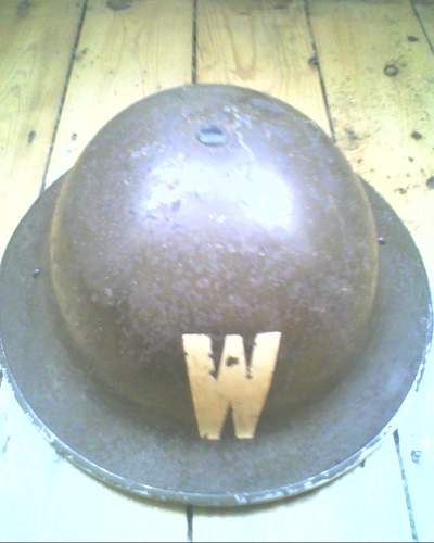 ww2 possible ww1 helmets unsure though need help identifying