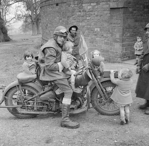 Canadian first pattern fiber Dispatch Rider helmet flashed to the Military Police