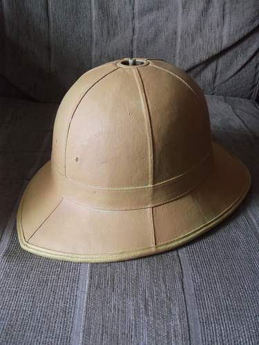 1930's pith helmet