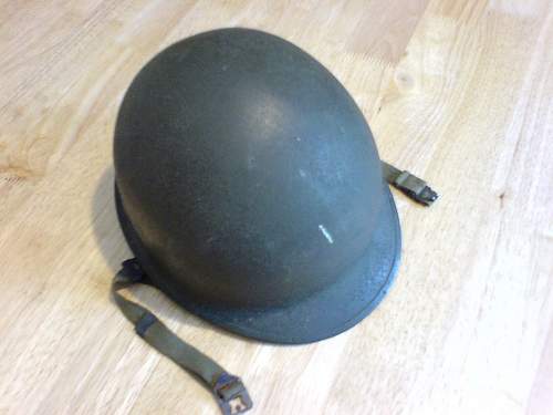 Argentinian M2 paratrooper helmet