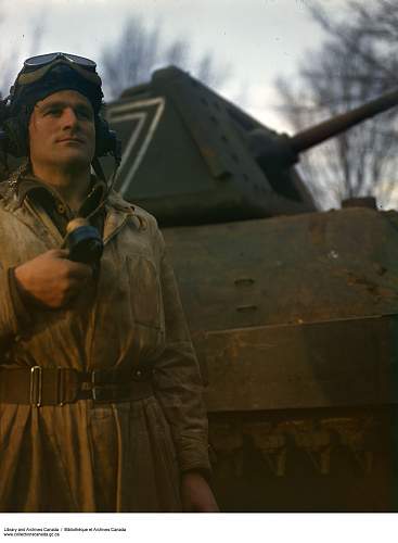 WW2 British &amp; Canadian Helmets, Crash, &amp; Helmets, Steel, Royal Armoured Corps.