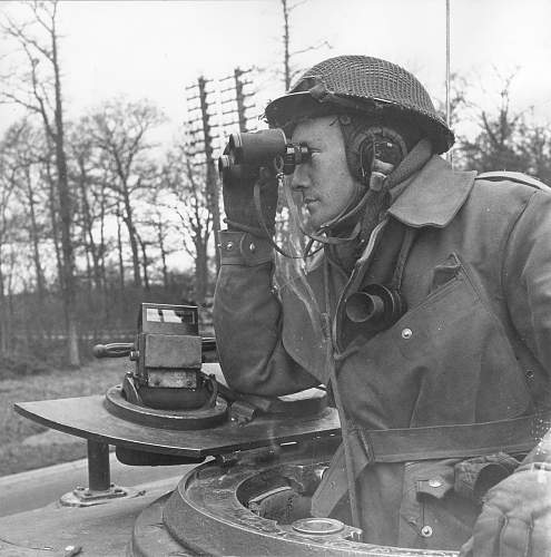 WW2 British &amp; Canadian Helmets, Crash, &amp; Helmets, Steel, Royal Armoured Corps.