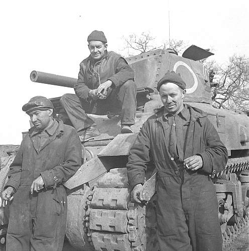 WW2 British &amp; Canadian Helmets, Crash, &amp; Helmets, Steel, Royal Armoured Corps.