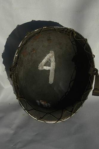 Argentinian M2 paratrooper helmet