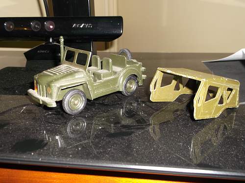 Recently inherited these vintage Dinky, Britains and other vintage military toys