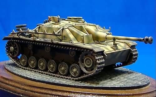 1.72nd scale. Sturmgeschutz 3 Ausf.G. &amp; Sturmgeschutz 4.