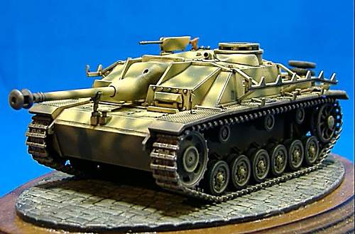 1.72nd scale. Sturmgeschutz 3 Ausf.G. &amp; Sturmgeschutz 4.