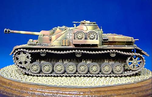 1.72nd scale. Sturmgeschutz 3 Ausf.G. &amp; Sturmgeschutz 4.