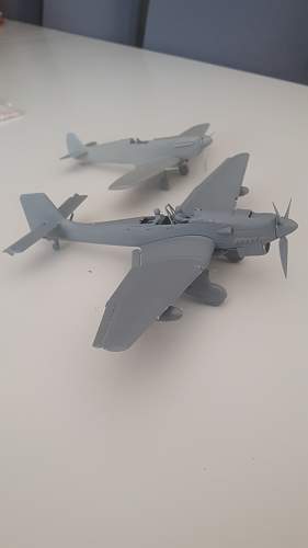 Model planes