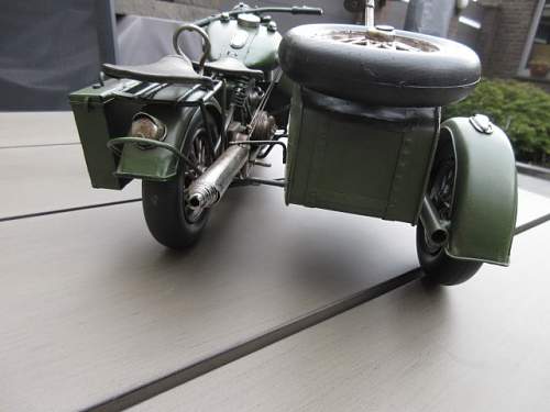 1/6th Scale Motorcycle with Sidecar