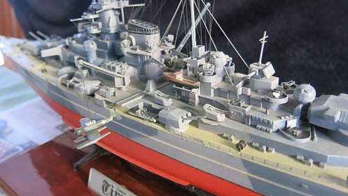 Schlachtschiff Tirpitz 1/350 Scale Model