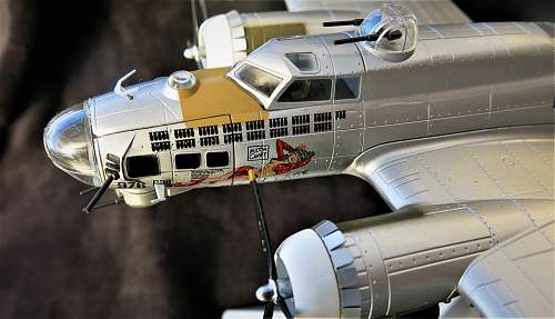 Die Cast B-17G &quot;A bit O' Lace&quot;