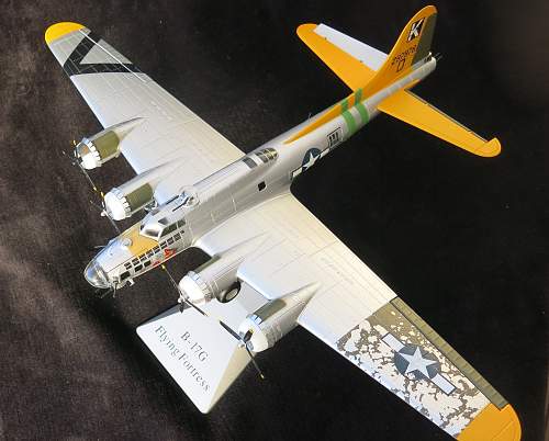 Die Cast B-17G &quot;A bit O' Lace&quot;