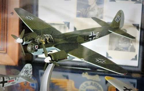 Die Cast B-17G &quot;A bit O' Lace&quot;