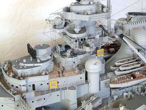 1/200 Schlachtschiff Bismarck