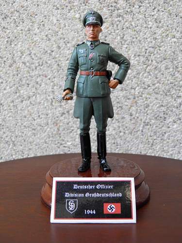 Tamiya 1/16  Wehrmacht  Officer