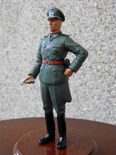 Tamiya 1/16  Wehrmacht  Officer