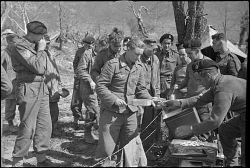 &quot;For you the war is over&quot;. Period photos of German POWs