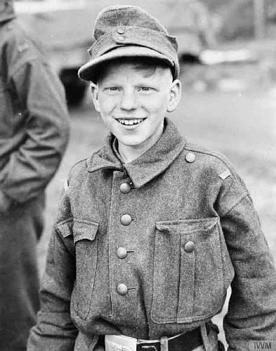 &quot;For you the war is over&quot;. Period photos of German POWs