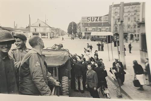 Advertisement. Photos of German soldiers with advertising signs.