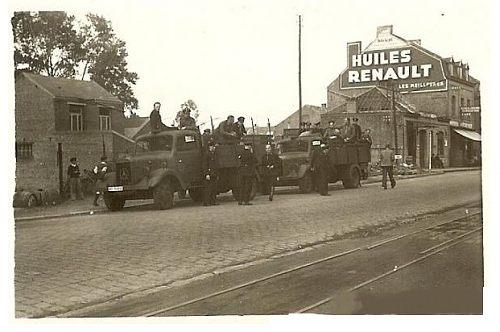 Advertisement. Photos of German soldiers with advertising signs.