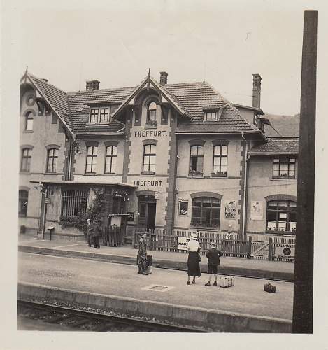 Advertisement. Photos of German soldiers with advertising signs.