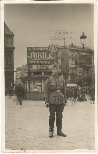 Advertisement. Photos of German soldiers with advertising signs.