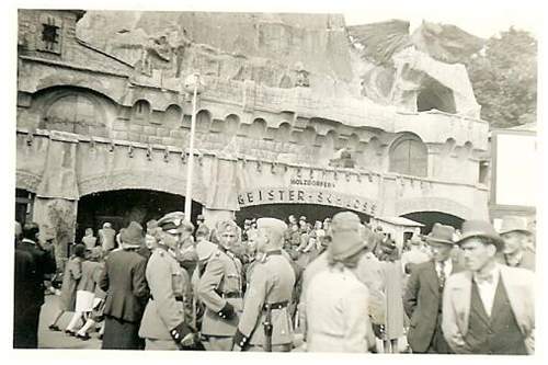 Advertisement. Photos of German soldiers with advertising signs.