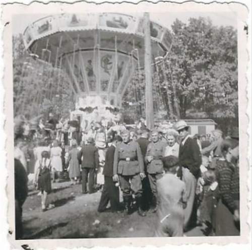 Advertisement. Photos of German soldiers with advertising signs.