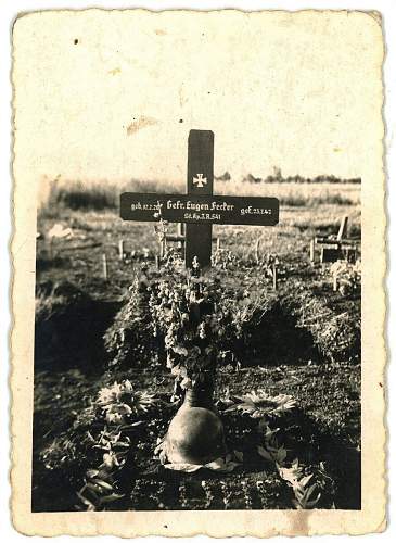 &quot;I once had a comrade&quot;. Photos of graves of German soldiers.