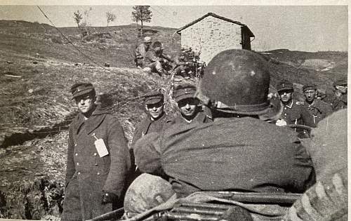 &quot;For you the war is over&quot;. Period photos of German POWs