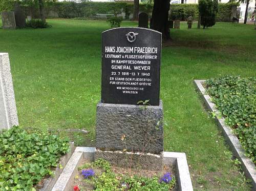 Photos of German soldier's graves in Berlin