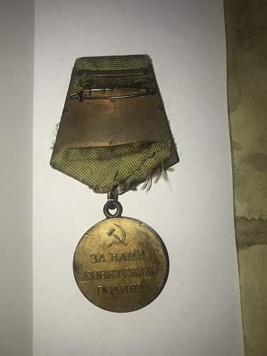 Can’t find any info on the recipient of this Leningrad medal l?