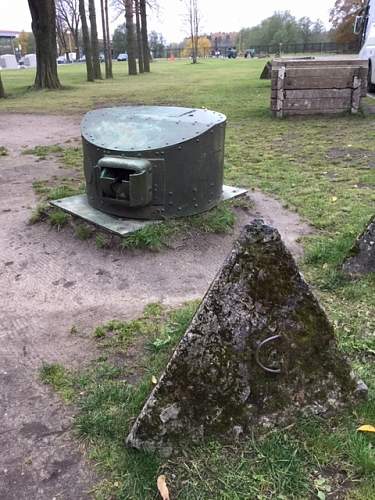 Tanks at the  Siege of Leningrad Museum, Kirovsk