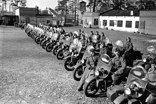 Photos of Soviet military industry being work