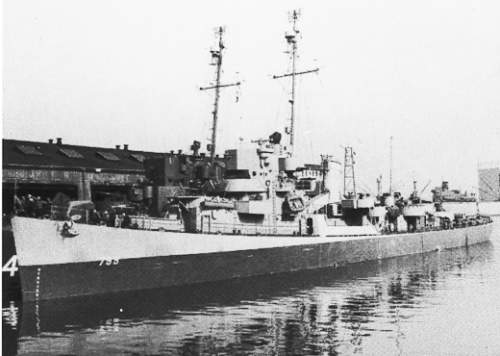 USS Scroggins and stubborn Portuguese fisherman
