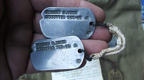 WW2 us army grouping.dog tags a ID bracelet .