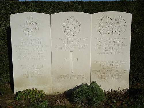 58 British and Allied airmen buried in the Chièvres Communal Cemetery ( Belgium ).