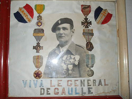 French picture and medals information