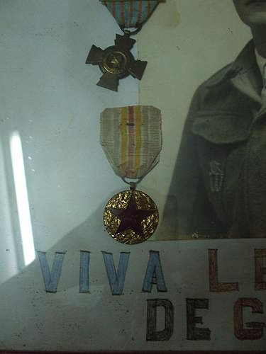 French picture and medals information