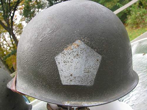 helmet insignia