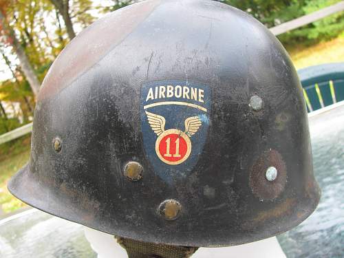 helmet insignia