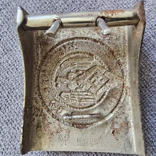 Hj buckle with markings