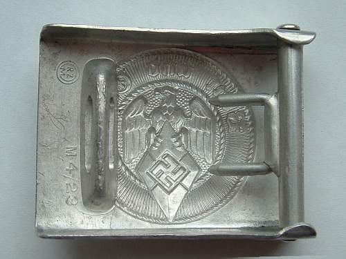 Fake HJ buckle from the original form ?