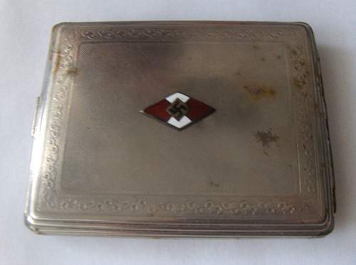 HJ Cigarette case