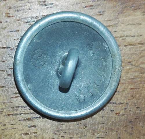 Hitler Jugend button